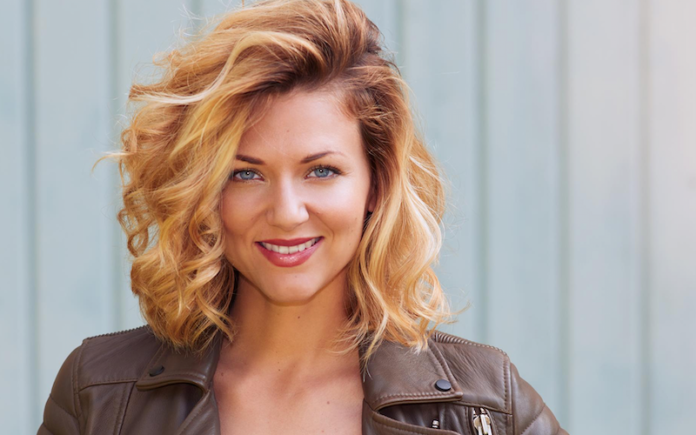 Wie Alt Ist Ella Endlich Ella Endlich Steckbrief, persönliche Daten & Fakten